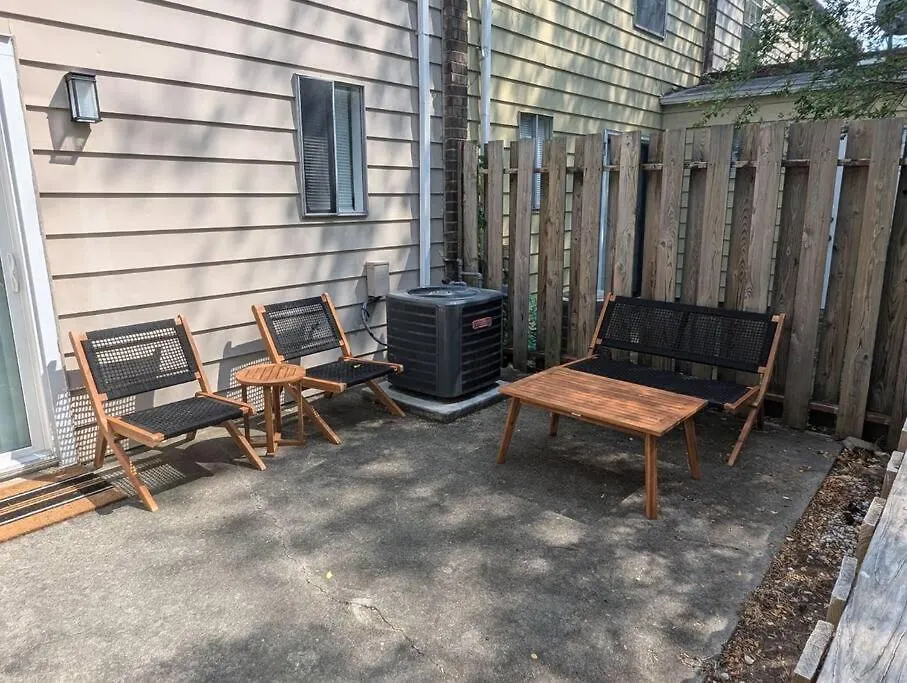 Apartment Fly In Style! Charming Townhome 6 Mins From Ric! Highland Springs